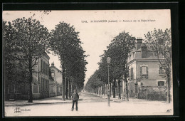 CPA Pithiviers, Avenue De La République  - Pithiviers