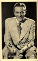 CPA Schauspieler Willy Fritsch, Portrait, UFA Film, Ross Verlag A 3300 1, Autogramm - Actors