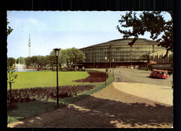 Dortmund, Westfalenhalle Mit Blick Zum Florianturm - Autres & Non Classés