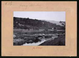 Fotografie Brück & Sohn Meissen, Ansicht Niederstriegis, Flusslauf Im Muldental  - Lugares