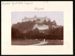 Fotografie Brück & Sohn Meissen, Ansicht Karlsbad, Blick Auf Das Grandhotel Imperial Auf Dem Berg  - Places