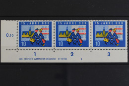 DDR, MiNr. 1067, Dreierstreifen, Ecke Li. Unten, DV 1, Postfrisch - Unused Stamps