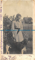 R164541 Old Postcard. Woman With Dog. 1906 - Monde