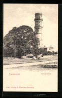 AK Travemünde, Strasse Mit Leuchtturm  - Lighthouses