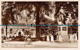 R164669 The Bunyan Statue. Bedford. Photo Precision. English. RP 1957 - Monde