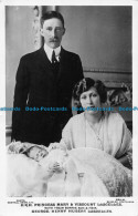 R163931 H. R. H. Princess Mary And Viscount Lascelles With Their Bonnie Son And - Monde