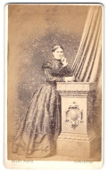 Photo S. S. Soley, Gloucester, Brunswick Road, Portrait Charmante Frau Im Prachtvollen Kleid  - Anonymous Persons