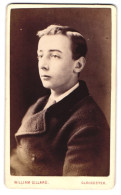 Photo William Gillard, Gloucester, Clarence Street, Portrait Junger Mann Im Eleganten Jackett  - Personnes Anonymes