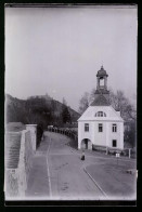 Fotografie Brück & Sohn Meissen, Ansicht Niederlössnitz, Altfriedstein, Strassenansicht Mit Kirche / Kapelle  - Orte