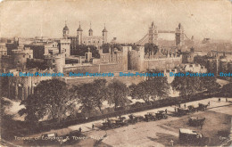 R164686 Tower Of London And Tower Bridge - Andere & Zonder Classificatie