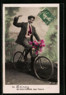 AK Mann Mit Blumen Auf Einem Fahrrad  - Autres & Non Classés