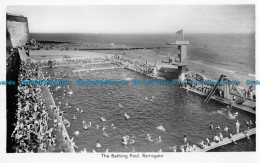 R165182 The Bathing Pool. Ramsgate. A. H. And S. Paragon. RP - Monde