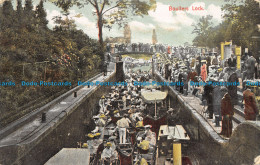 R164734 Boulters Lock - Monde