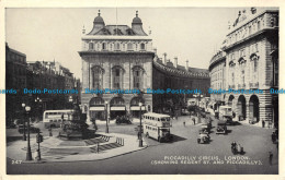 R164753 Piccadilly Circus. London. Showing Regent St. And Piccadilly - Sonstige & Ohne Zuordnung