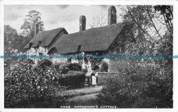 R164756 Anne Hathaways Cottage. 1955 - Monde