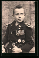 Foto-AK Junge Als Soldat In Uniform, Kinder Kriegspropaganda  - War 1914-18