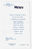 Au Chapon Fin - Charlieu - 6 Novembre 1966 - Banquet Des Anciens Élèves Du Lycée (Menu En Tissus Dentelé Sur Les Bords) - Menu