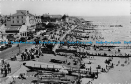 R164889 East Parade From Pier Bognor Regis. Shoesmith And Etheridge. Norman. 196 - Monde