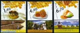 Israel 2009 Honey Festival 3v, Mint NH, Health - Nature - Food & Drink - Bees - Insects - Unused Stamps (with Tabs)