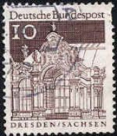 RFA Poste Obl Yv: 391 Mi:490 Zwinger Dresden Sachsen (cachet Rond) - Gebruikt