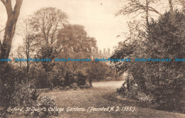 R165972 Oxford. St. Johns College Gardens. George Davis - Monde