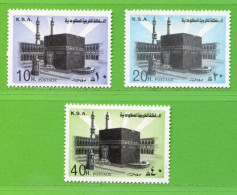 REF096 > ARABIE SAOUDITE < Yvert N° 453 + 454 + 456 * > Neuf Dos Visible -- MH * - Mosquée Sainte Ka'ba - Saoedi-Arabië