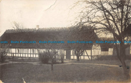 R166057 House. Unknown Place. Old Photography. Postcard - World