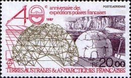 TAAF Avion N** Yv:102  Expéditions Polaires Françaises (Thème) - Antarctic Expeditions