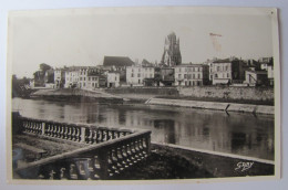 FRANCE - CHARENTE MARITIME - SAINTES - La Charente Et Le Quai De La République - 1951 - Saintes