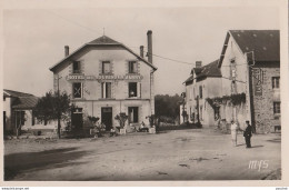 A27- 24) JUMILHAC (DORDOGNE) HOTEL DES TOURISTES JARRY - (ANIMEE - 2 SCANS) - Other & Unclassified