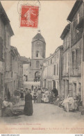 A16- 82) AUVILLAR (TARN ET GARONNE) LE BEFFROI ET RUE DE LA SAUVETAT  - (TRES ANIMEE - VILLAGEOIS) - Auvillar