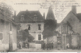 A15- 18) LE NOYER (CHER)  UN COIN DU BOURG - (TRES ANIMEE - 2 SCANS) - Other & Unclassified