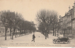 A12-16) ANGOULEME - PLACE DE LA COMMUNE (PARC) - (ANIMEE - AUTOMOBILE CABRIOLET CLEMENT BAYARD - 2 SCANS) - Angouleme