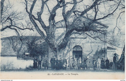 A3- 47) LAPARADE (LOT ET GARONNE)  LE TEMPLE - (TRES ANIMMEE - SORTIE DE MESSE - 2  SCANS) - Other & Unclassified