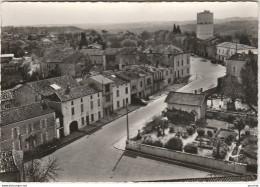 B10- 47) CASTILLONNES (LOT ET GARONNE) EN AVION AU DESSUS DE...  HOTEL DE L'EUROPE VUE PANORAMIQUE - (2 SCANS) - Other & Unclassified