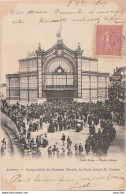 B8-89) AUXERRE (YONNE) INAUGURATION DU NOUVEAU MARCHE - LA FOULE ATTEND M. COMBES - (TRES ANIMEE - OBLITERATION DE 1904) - Auxerre