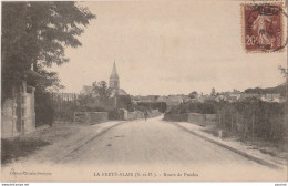 B8- 91) LA FERTE ALAIS (SEINE ET OISE) ROUTE DE PRESLES  - La Ferte Alais