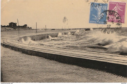 B3- 33) SOULAC SUR MER (GIRONDE) LES TRAVAUX DE DÉFENSE - (CORRESPONCE DOCTEUR BRU - AGEN - (2 SCANS) - Soulac-sur-Mer