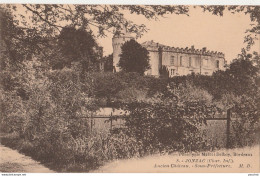 B1-17) JONZAC  (CHARENTE INFERIEURE) ANCIEN  CHATEAU - SOUS PREFECTURE - (2 SCANS) - Jonzac