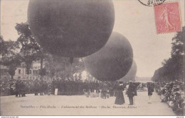  B8-78) VERSAILLES - FETE HOCHE - ENLEVEMENT DES BALLONS "" HOCHE , MARCEAU , KLEBER "" - (TRES ANIMEE - 2 SCANS) - Versailles