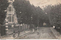 C14-78) POISSY - AVENUE MEISSONIER - ANIMEE - HABITANTS - 1912 - ( 2 SCANS ) - Poissy