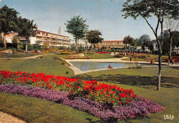 17 ROYAN PALAIS DES CONGRES - Royan