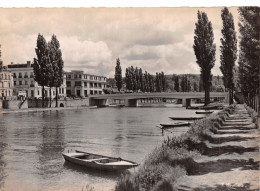 77 MELUN LES BERGES - Melun