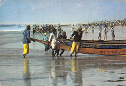 SENEGAL RETOUR DE PECHE - Sénégal