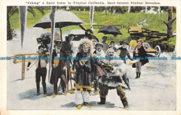 R166534 Faking A Snow Scene In Tropical California. Mack Sennett Studios. Edenda - World