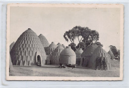 Cameroun - POUSS - Village Mousgoum - Ed. R. Pauleau 89 - Cameroun