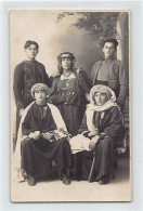 Tunisie - Tirailleurs Et Européens Déguisés En Bédouin Et Bédouine - CARTE PHOTO Années 1923 1924 - Ed. Inconnu  - Tunisie