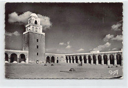 Tunisie - KAIROUAN - Cour Intérieure De La Grande Mosquée - Ed. Gaston Lévy 190 - Tunisie
