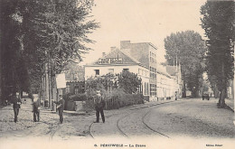 PÉRUWELZ (Hainaut) La Drève - Café De La Verte Chasse - Ed. Delsart - Peruwelz