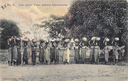 Bénin - Une Corvée D'eau, Femmes Dahoméennes - VOIR LES SCANS POUR L'ÉTAT - Ed. Géo Wolber 9 - Benin